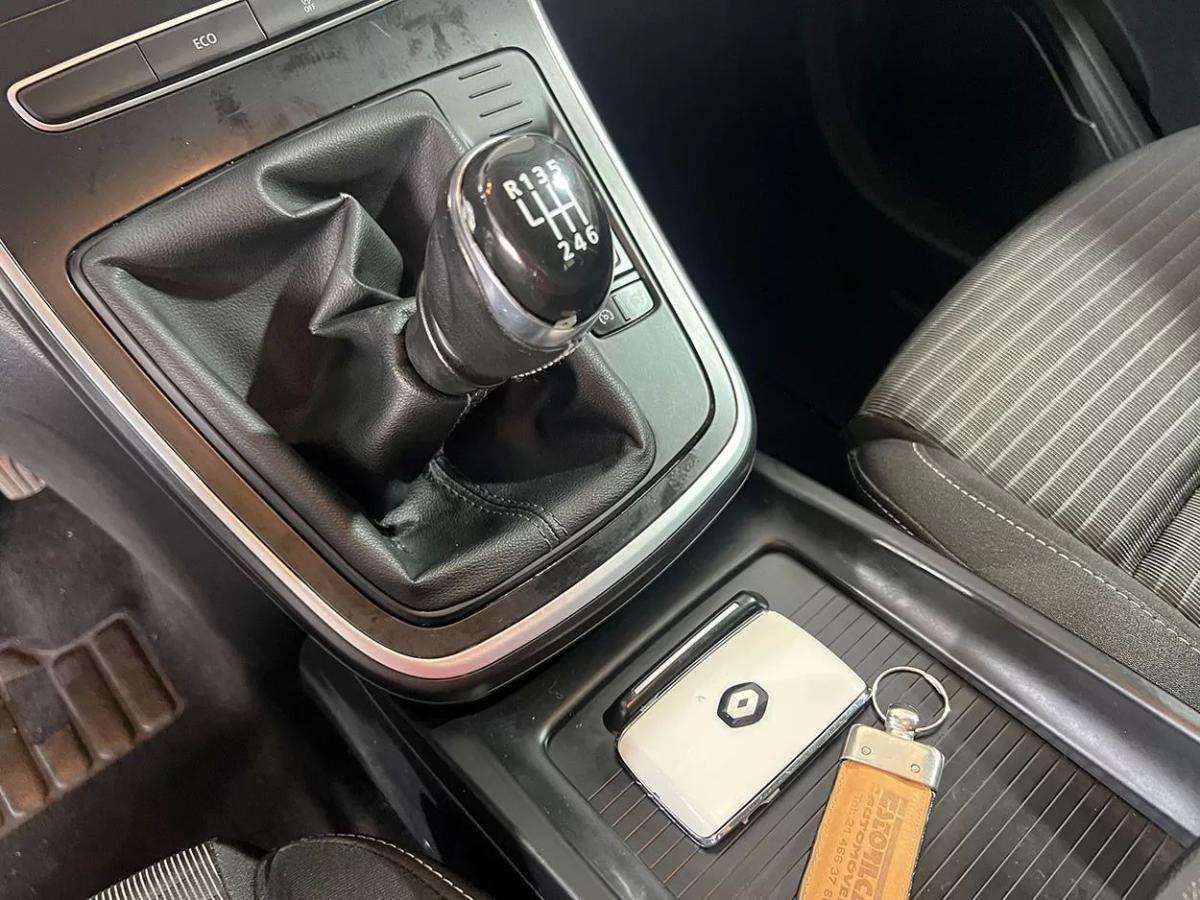 renault-scenic-2017-diesel-1461cc
