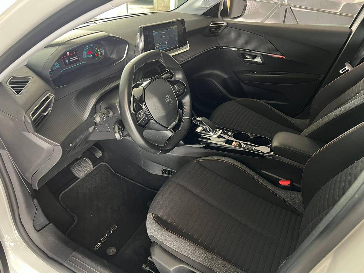 peugeot-208-2020-eletrico-0cc