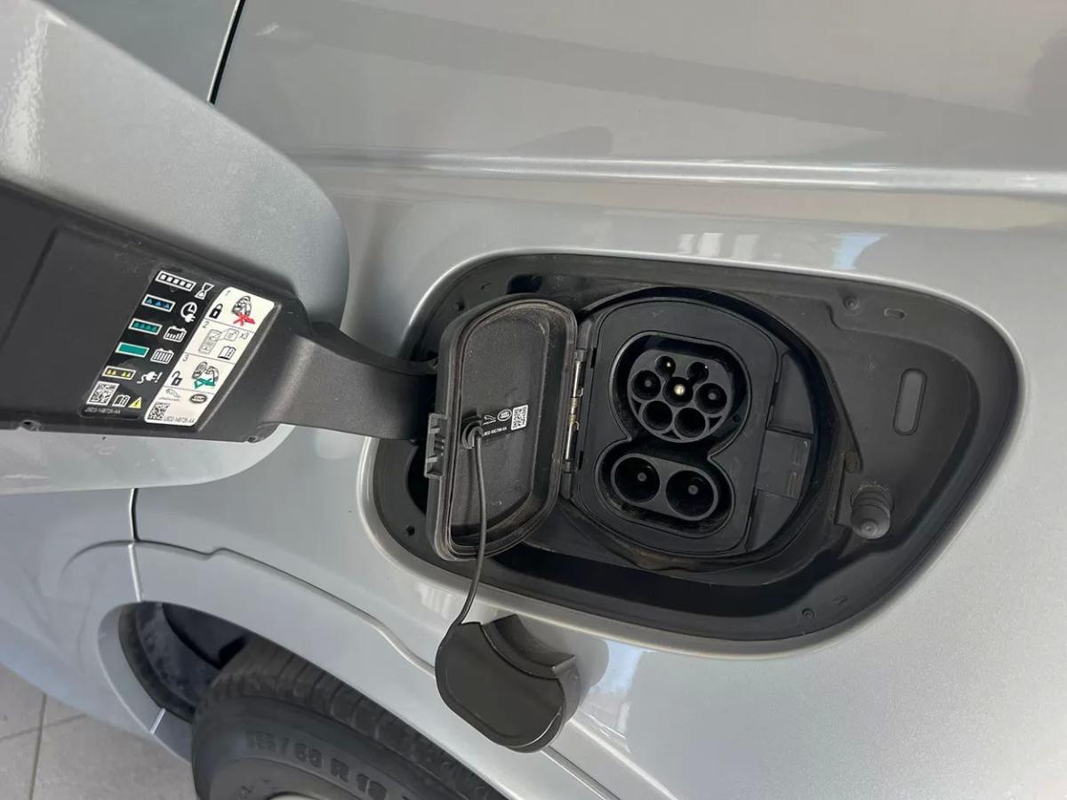 land-rover-discovery-sport-2021-hibrido-1498cc