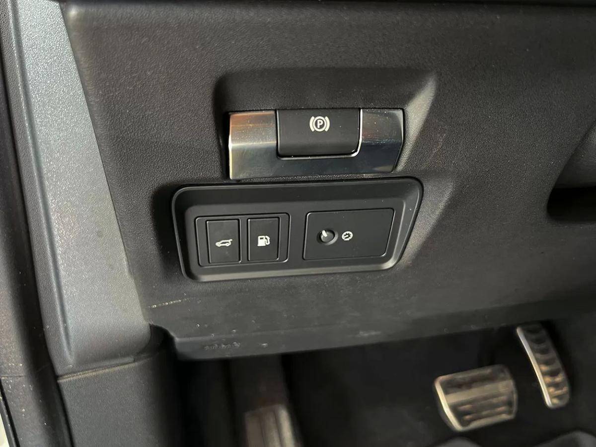 land-rover-discovery-sport-2021-hibrido-1498cc