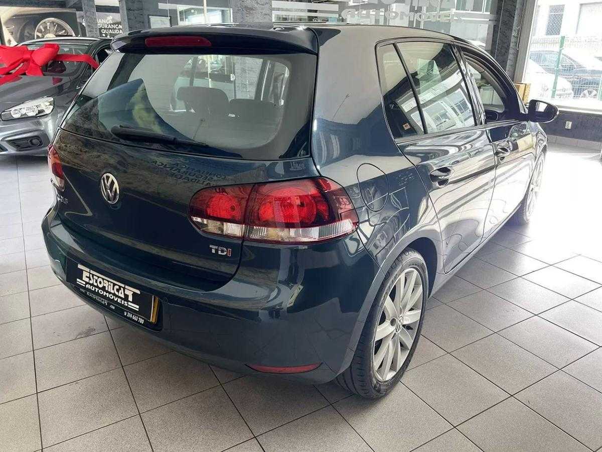 volkswagen-golf-2010-diesel-1598cc