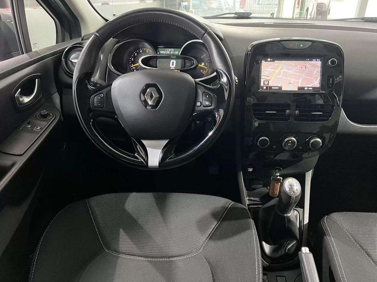 renault-clio-sport-tourer-2015-diesel-1461cc