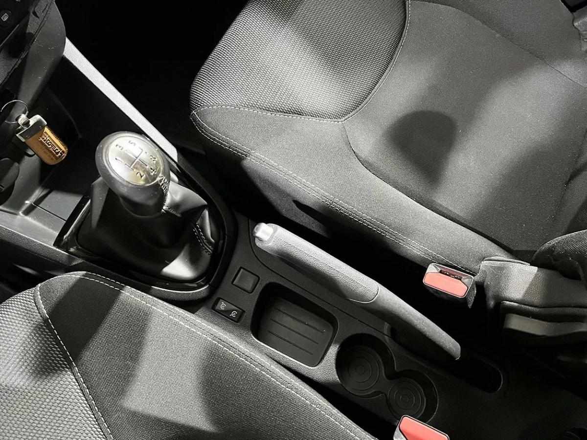 renault-clio-sport-tourer-2015-diesel-1461cc