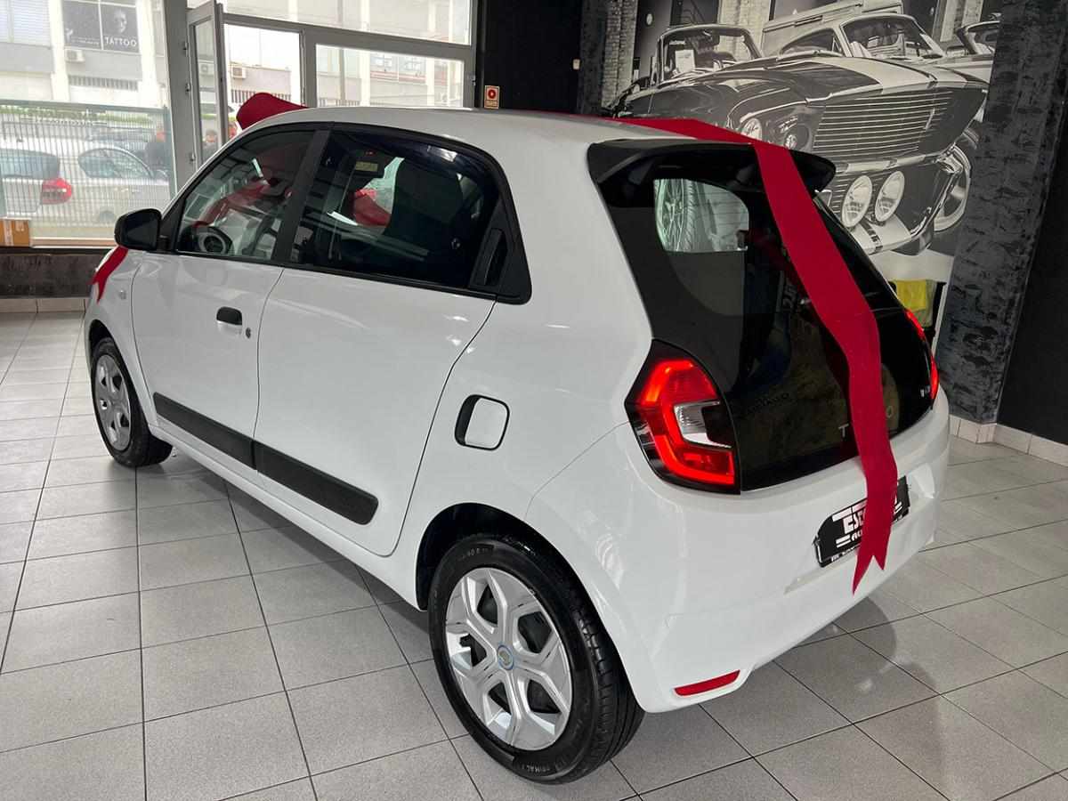 renault-twingo-2022-eletrico-0cc