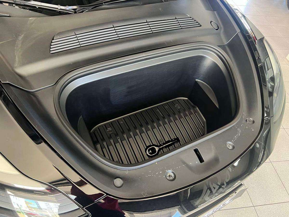 tesla-model-y-2023-eletrico-0cc