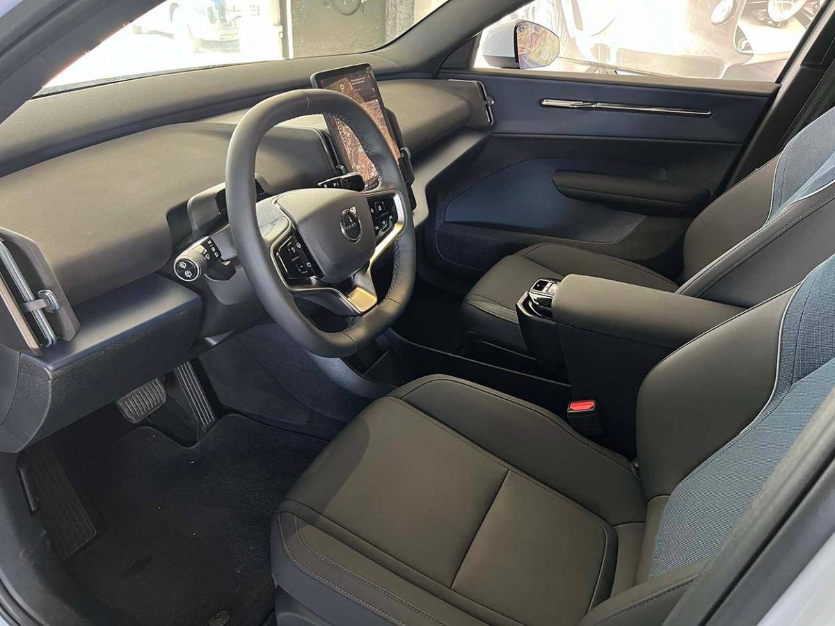 volvo-ex30-2024-eletrico-0cc