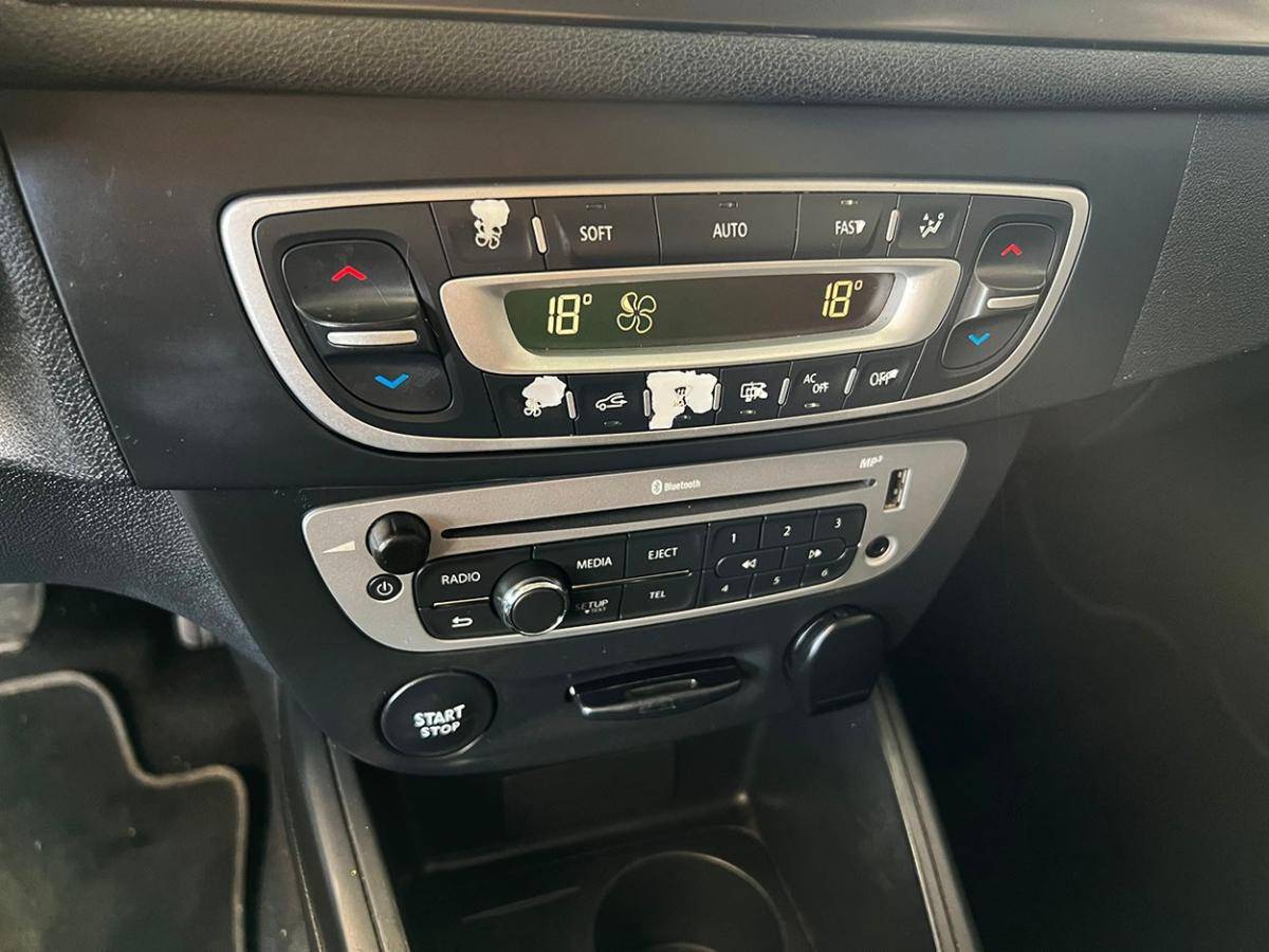 renault-megane-sport-tourer-2013-diesel-1461cc