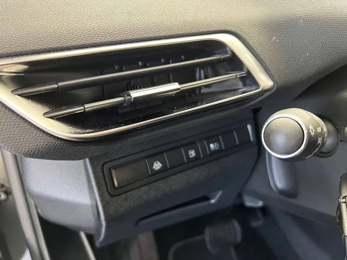 peugeot-3008-2020-hibrido-1598cc