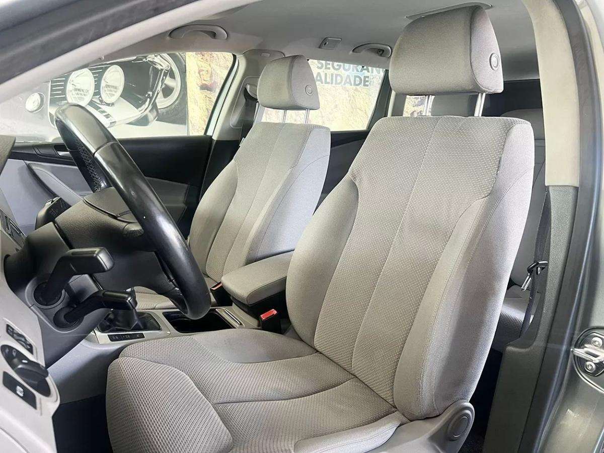 volkswagen-passat-variant-2008-diesel-1968cc