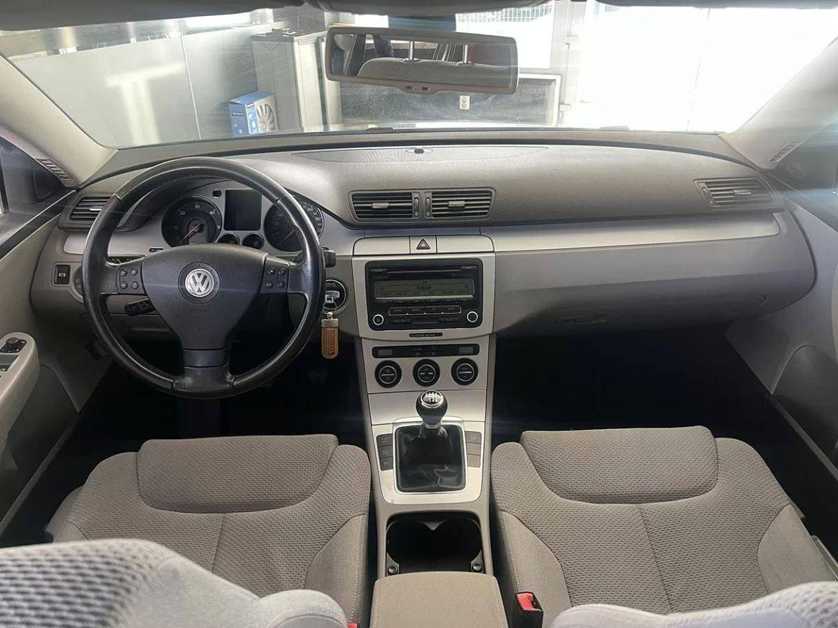 volkswagen-passat-variant-2008-diesel-1968cc