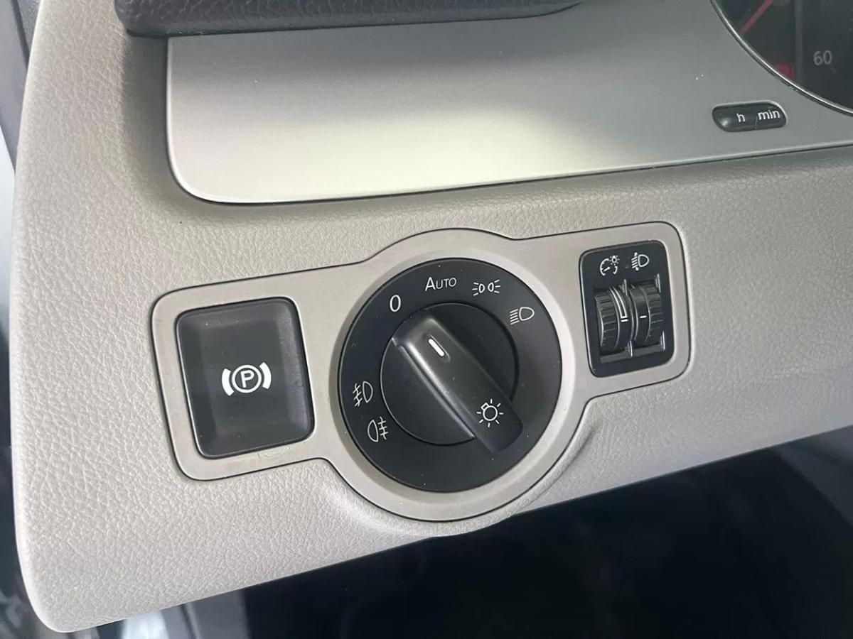 volkswagen-passat-variant-2008-diesel-1968cc