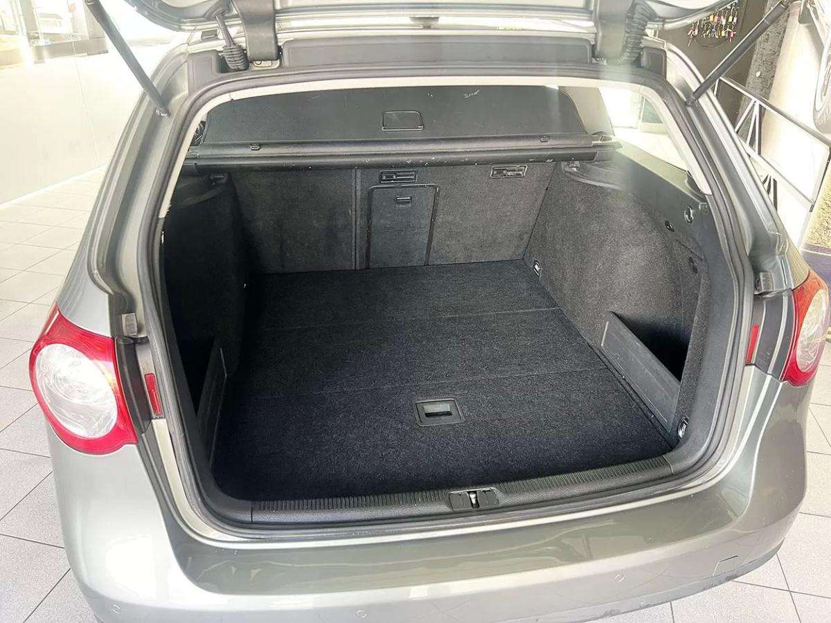 volkswagen-passat-variant-2008-diesel-1968cc