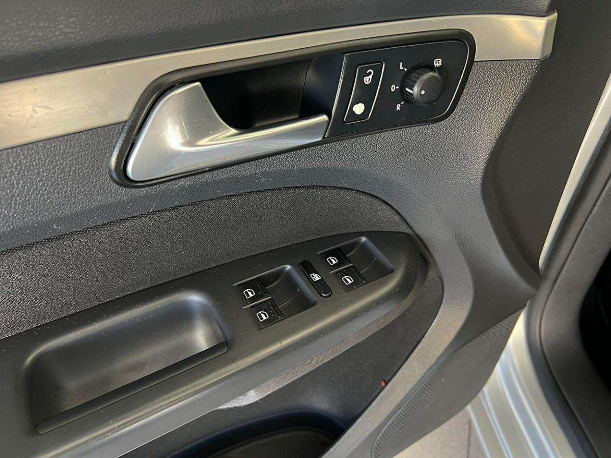 volkswagen-touran-2008-diesel-1968cc