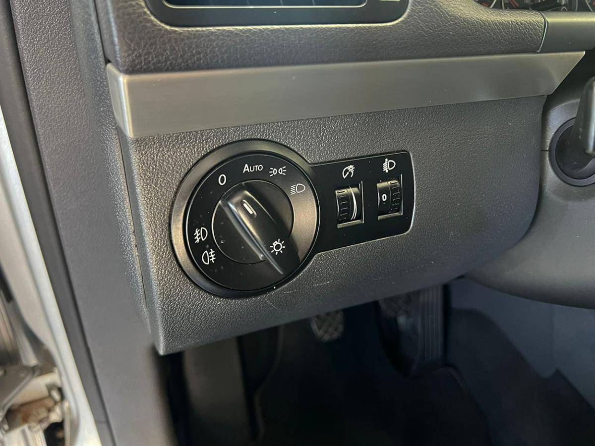 volkswagen-touran-2008-diesel-1968cc