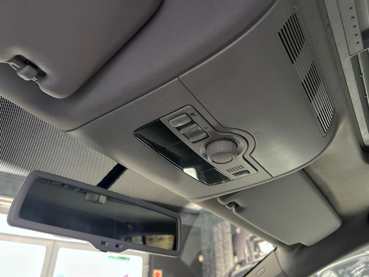 volkswagen-touran-2008-diesel-1968cc