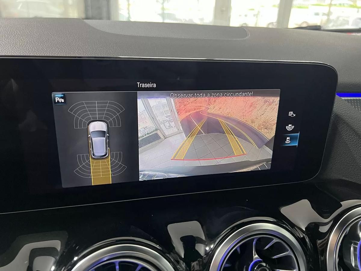 mercedes-benz-eqa-2023-eletrico-200cc