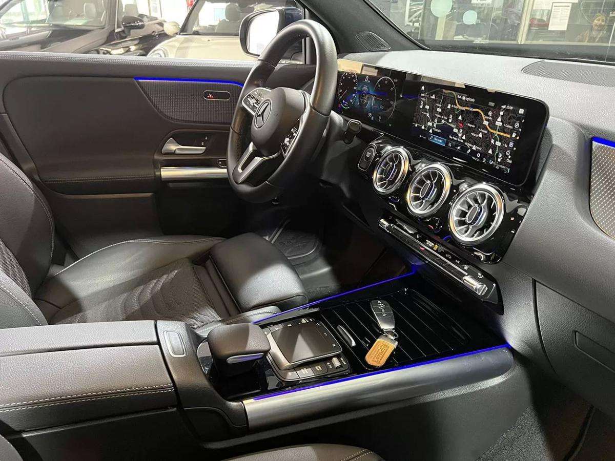 mercedes-benz-eqa-2023-eletrico-200cc