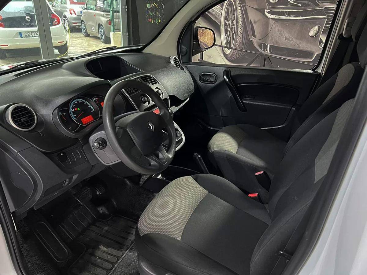 renault-kangoo-2021-eletrico-200cc