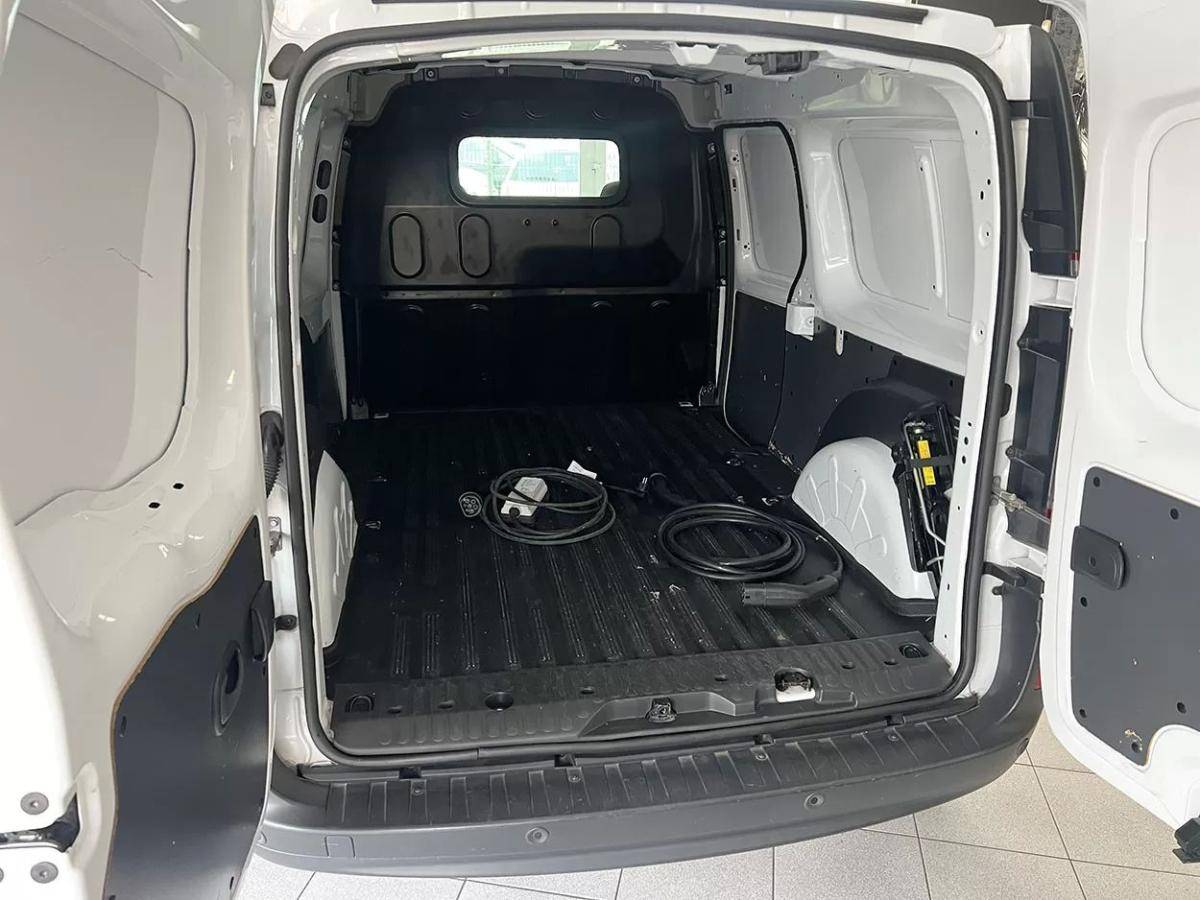 renault-kangoo-2021-eletrico-0cc