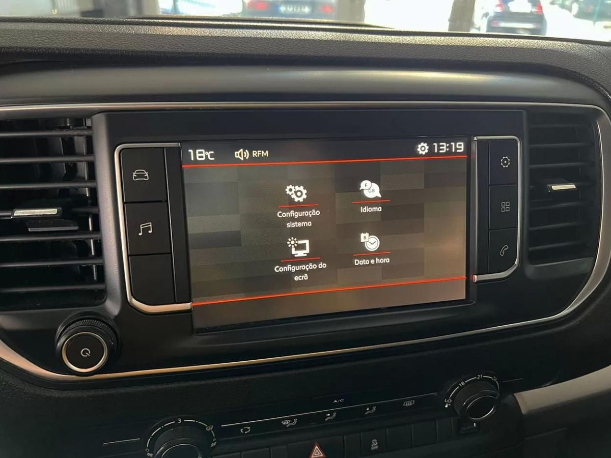 citroen-spacetourer-2018-diesel-1560cc