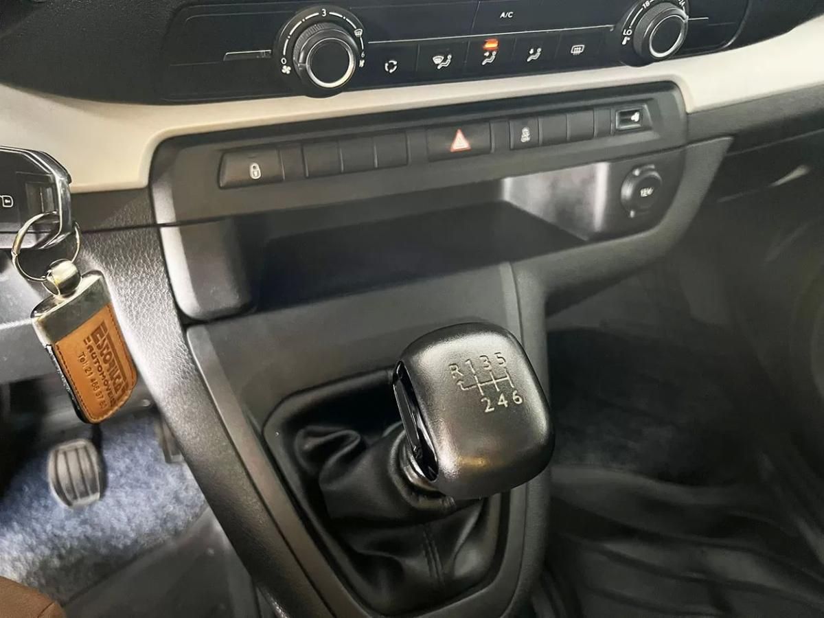 citroen-spacetourer-2018-diesel-1560cc