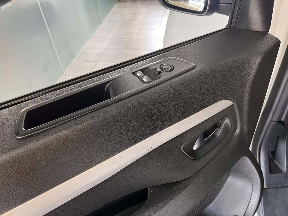 citroen-spacetourer-2018-diesel-1560cc