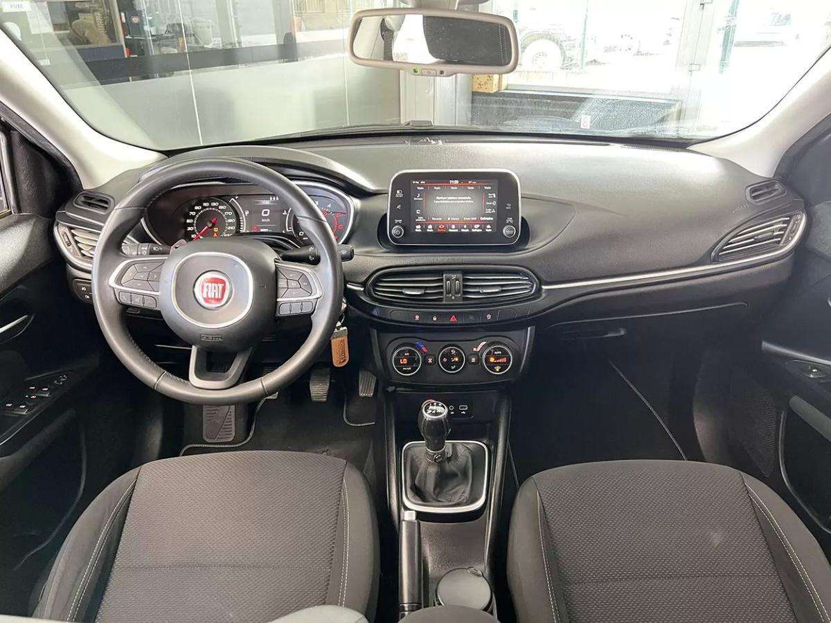 fiat-tipo-station-wagon-2017-diesel-1248cc