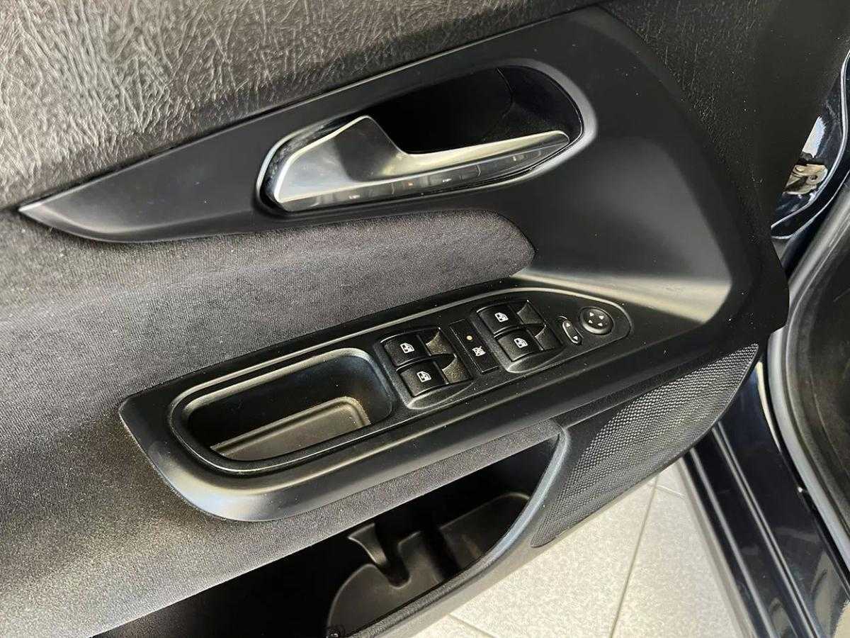 fiat-tipo-station-wagon-2017-diesel-1248cc