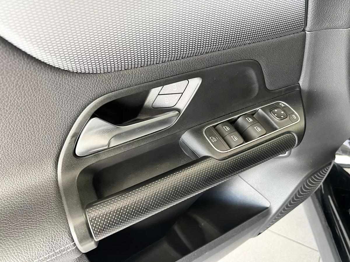 mercedes-benz-gla-2021-hibrido-1332cc