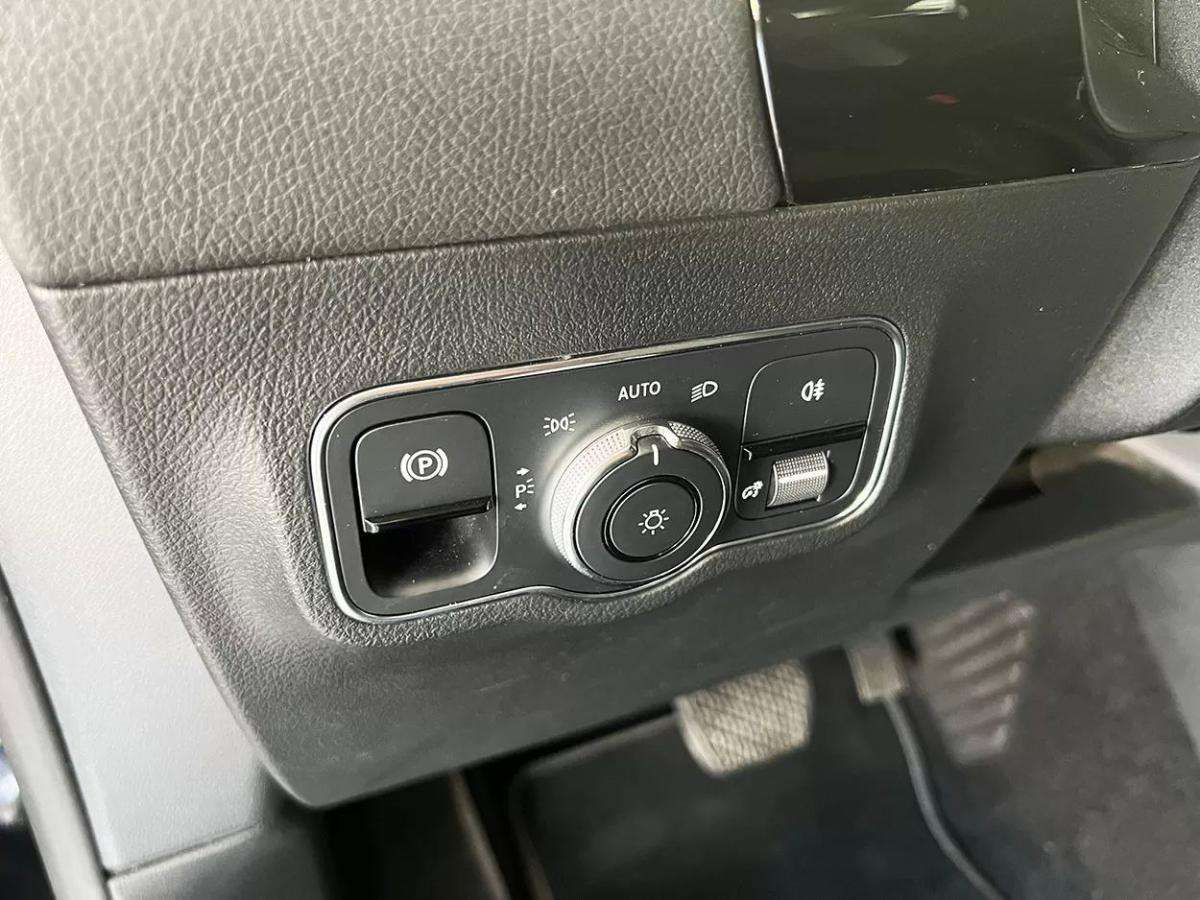 mercedes-benz-gla-2021-hibrido-1332cc