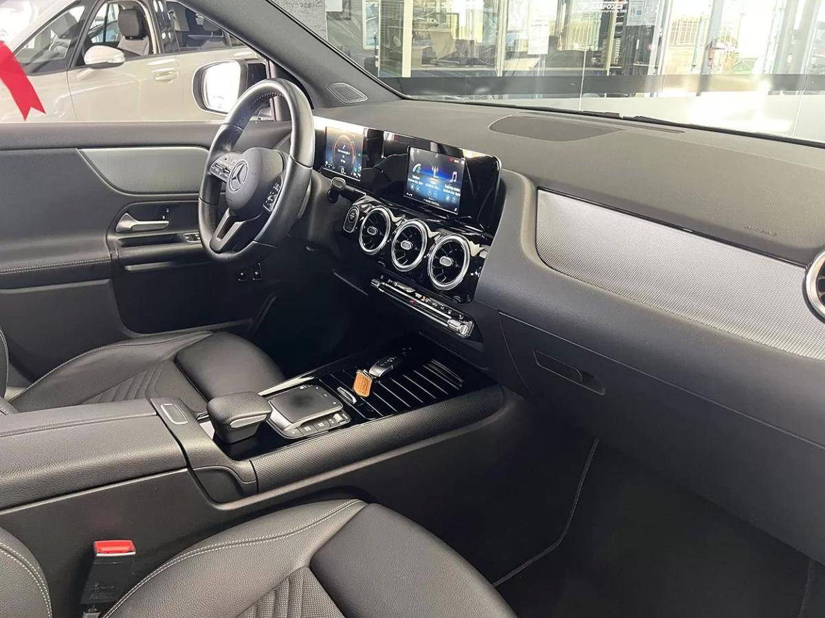 mercedes-benz-gla-2021-hibrido-1332cc