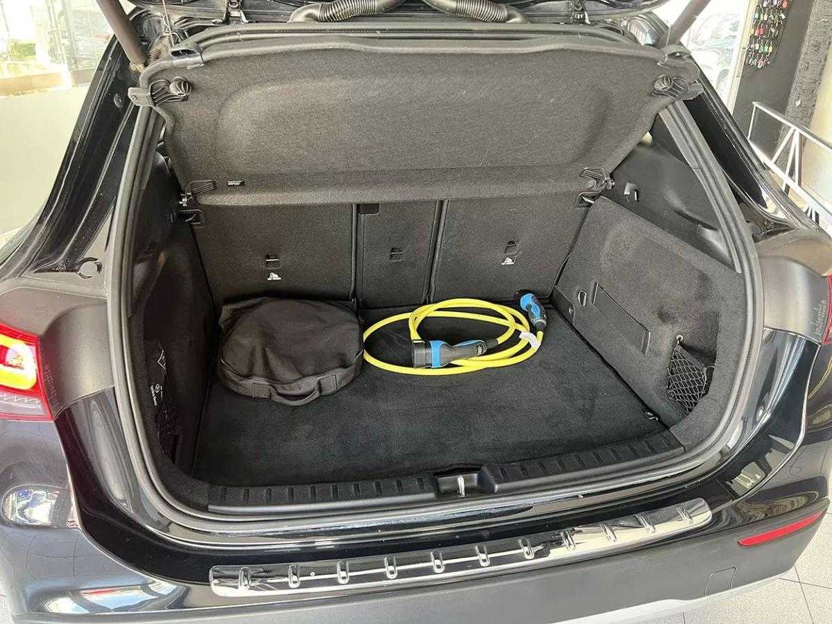 mercedes-benz-gla-2021-hibrido-1332cc