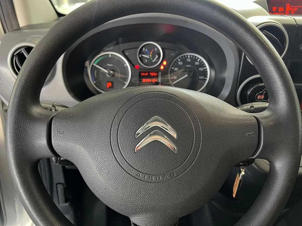 citroen-berlingo-2021-eletrico-200cc