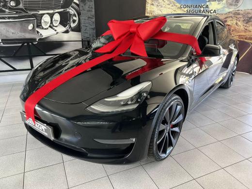 tesla-model-3-2020-eletrico-200cc