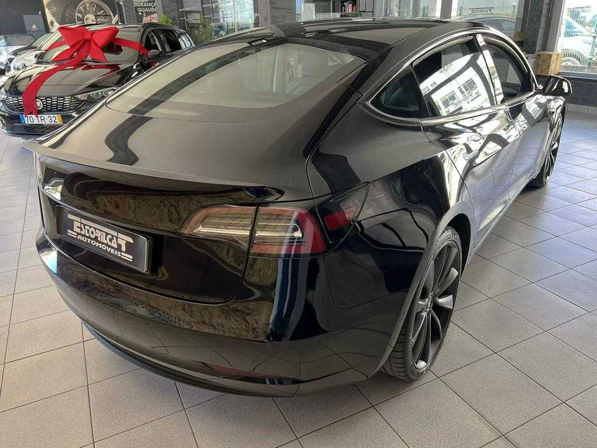 tesla-model-3-2020-eletrico-200cc