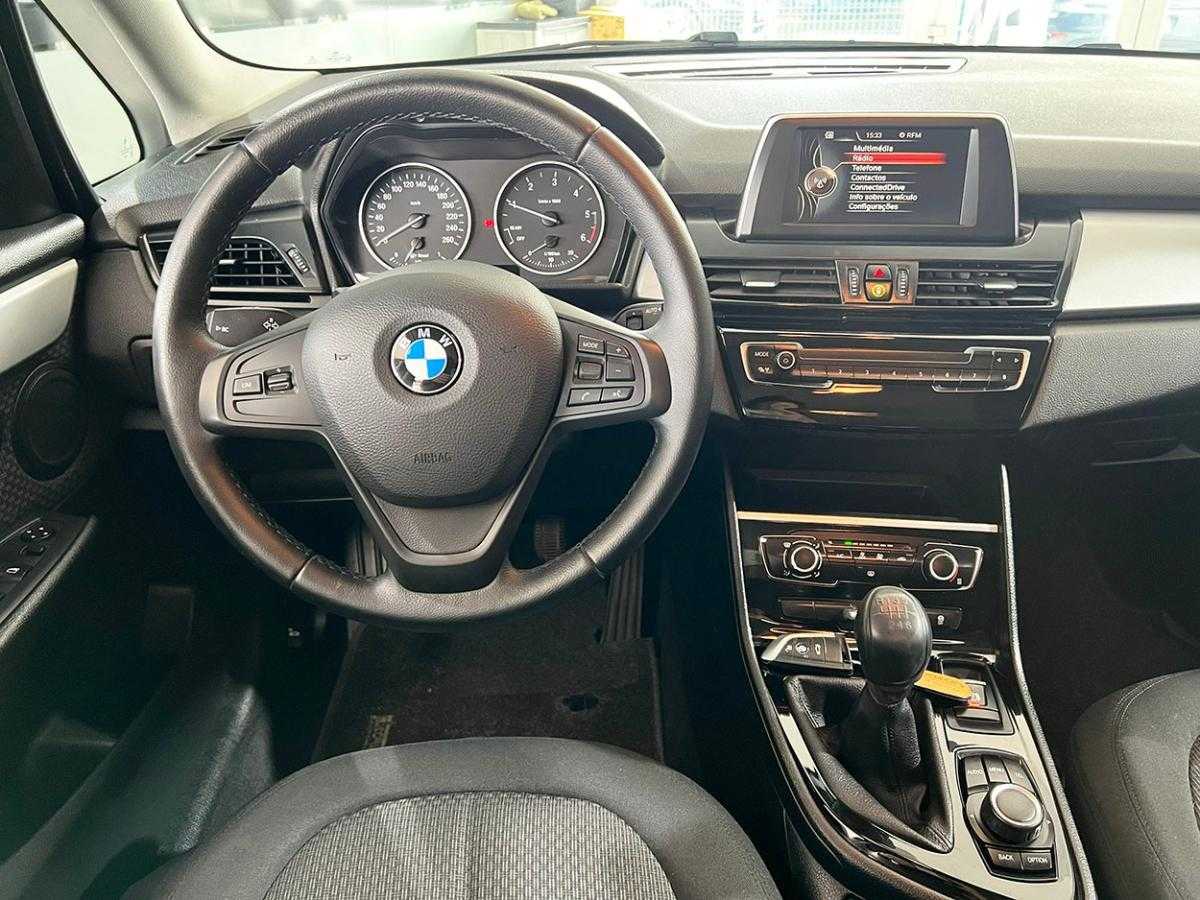 bmw-serie-2-2017-diesel-1496cc