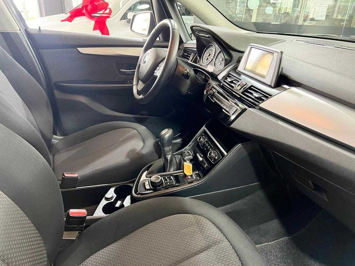 bmw-serie-2-2017-diesel-1496cc