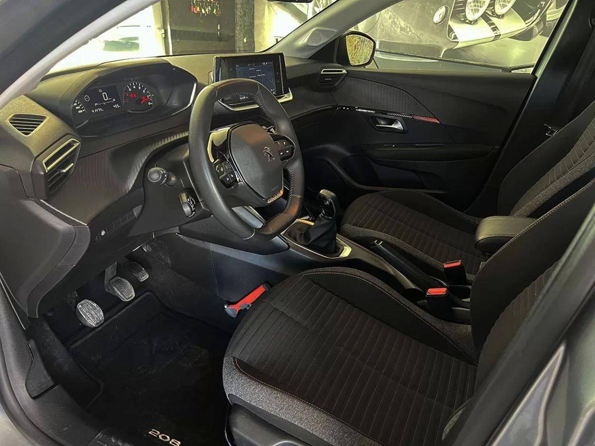 peugeot-208-2022-gasolina-1199cc