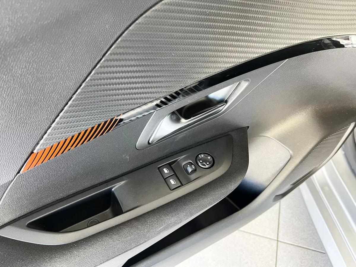 peugeot-208-2022-gasolina-1199cc