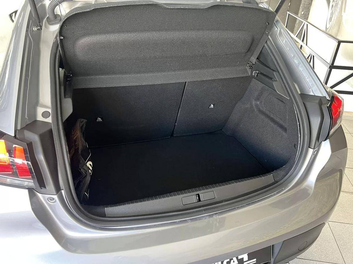 peugeot-208-2022-gasolina-1199cc