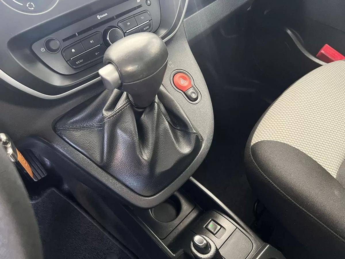 renault-kangoo-2021-eletrico-200cc