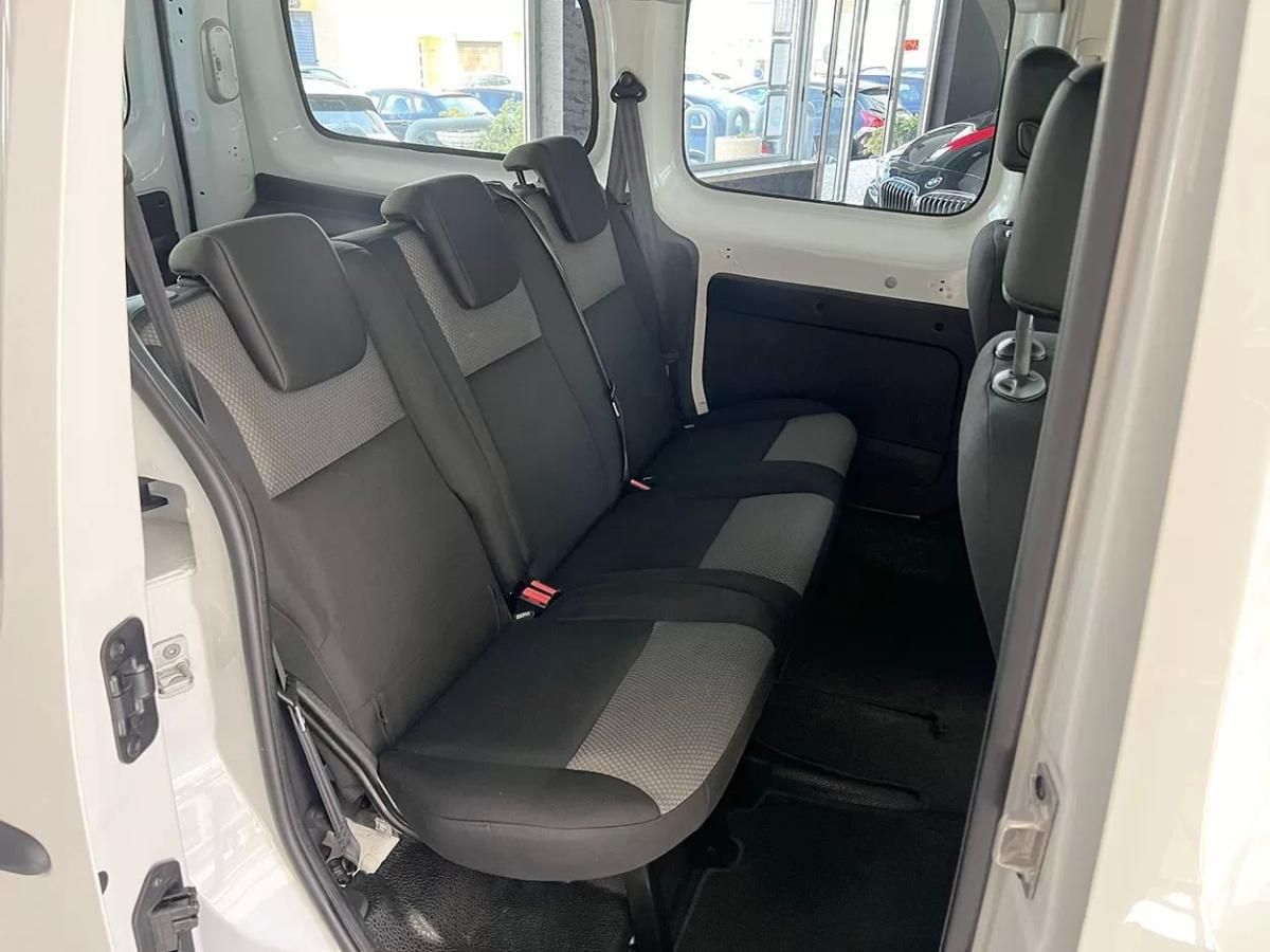 renault-kangoo-2021-eletrico-200cc