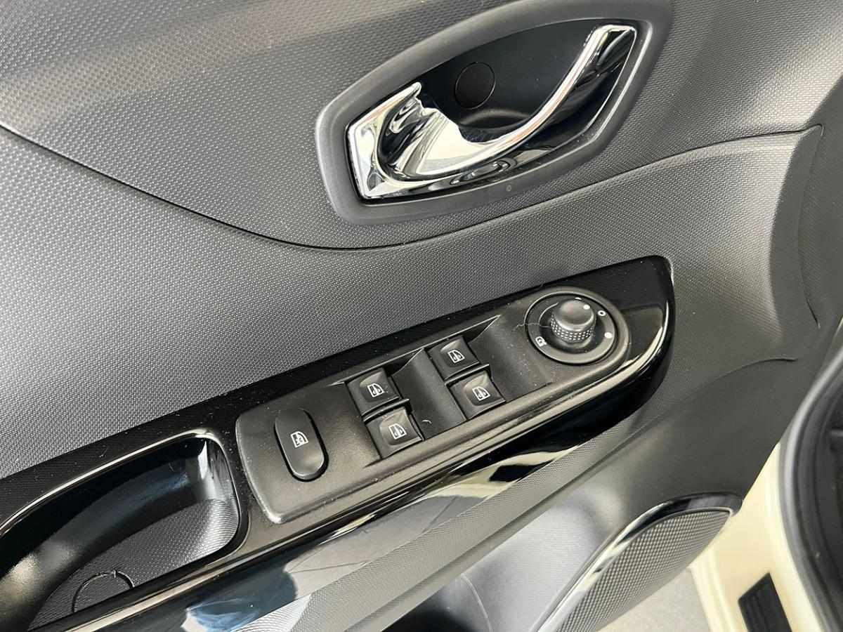 renault-captur-2013-gasolina-1197cc