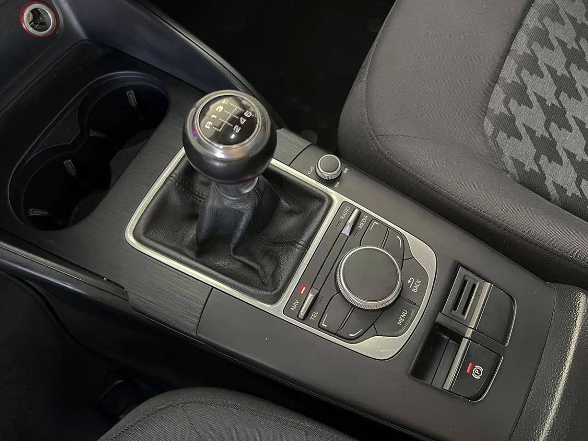 audi-a3-sportback-2016-diesel-1598cc