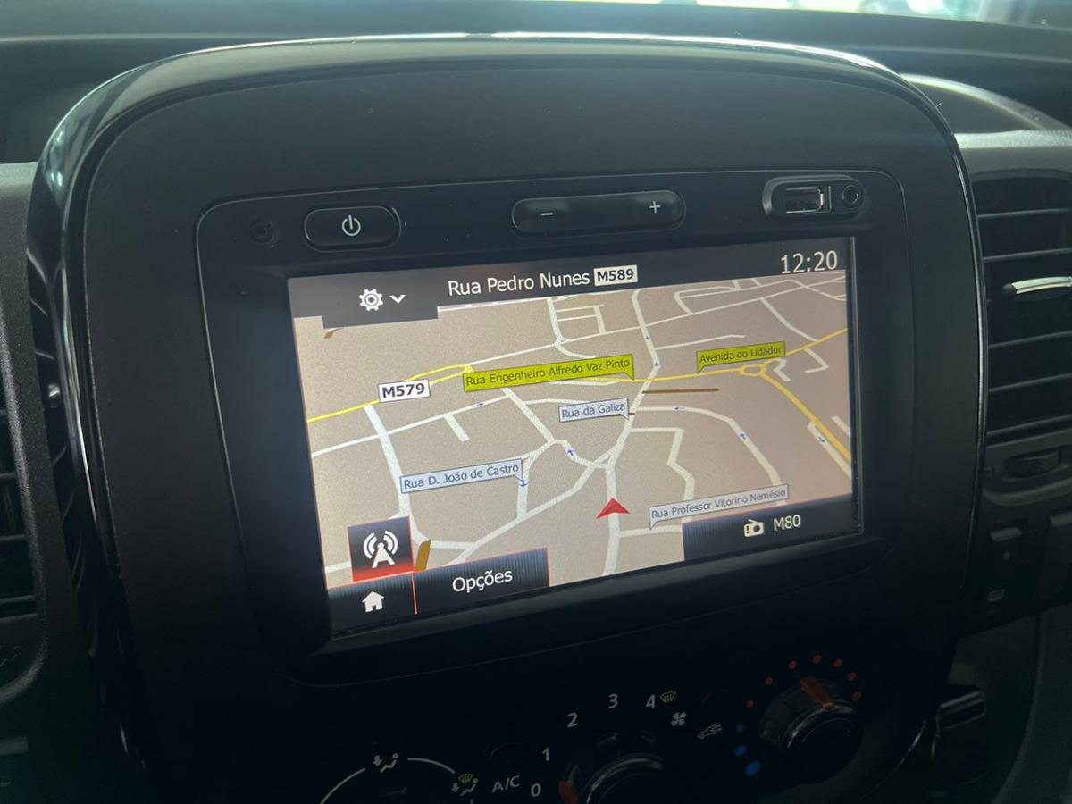 opel-vivaro-2018-diesel-1598cc