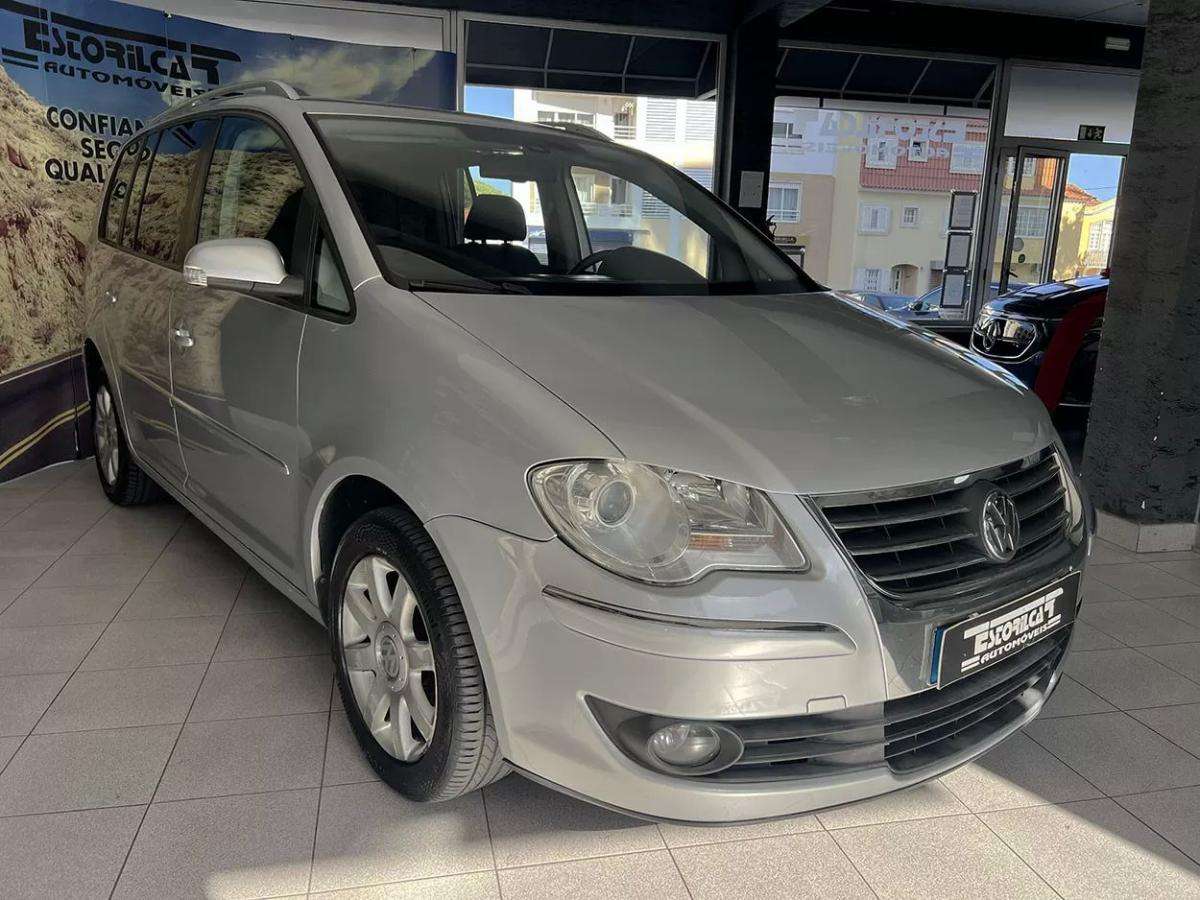 volkswagen-touran-2008-diesel-1968cc