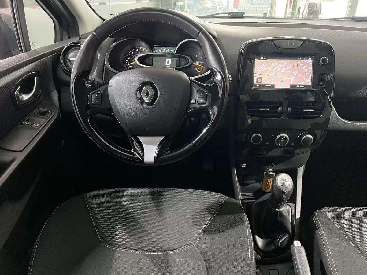 renault-clio-sport-tourer-2015-diesel-1461cc