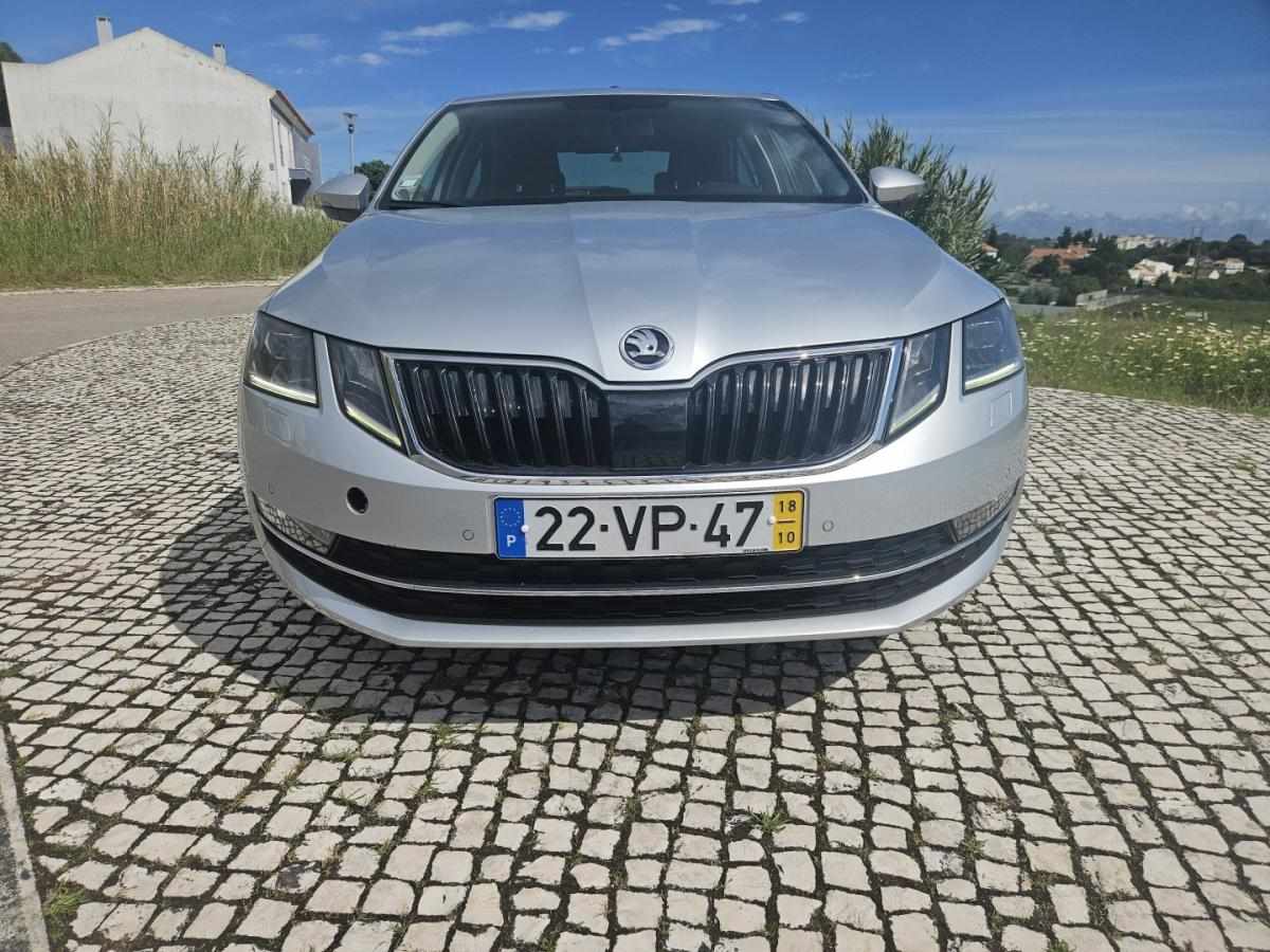 skoda-octavia-2018-diesel-1598cc