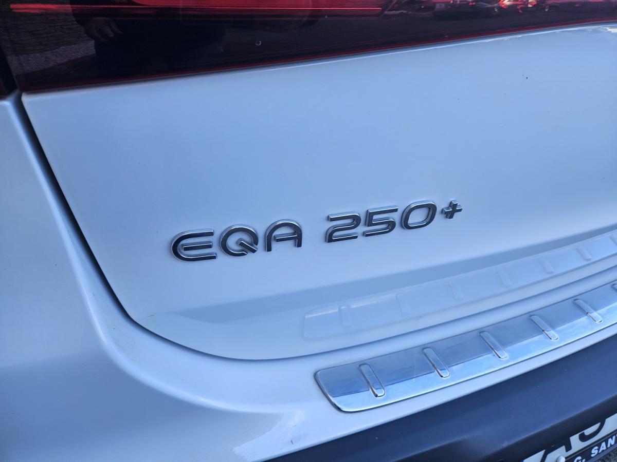mercedes-benz-eqa-2022-eletrico-0cc