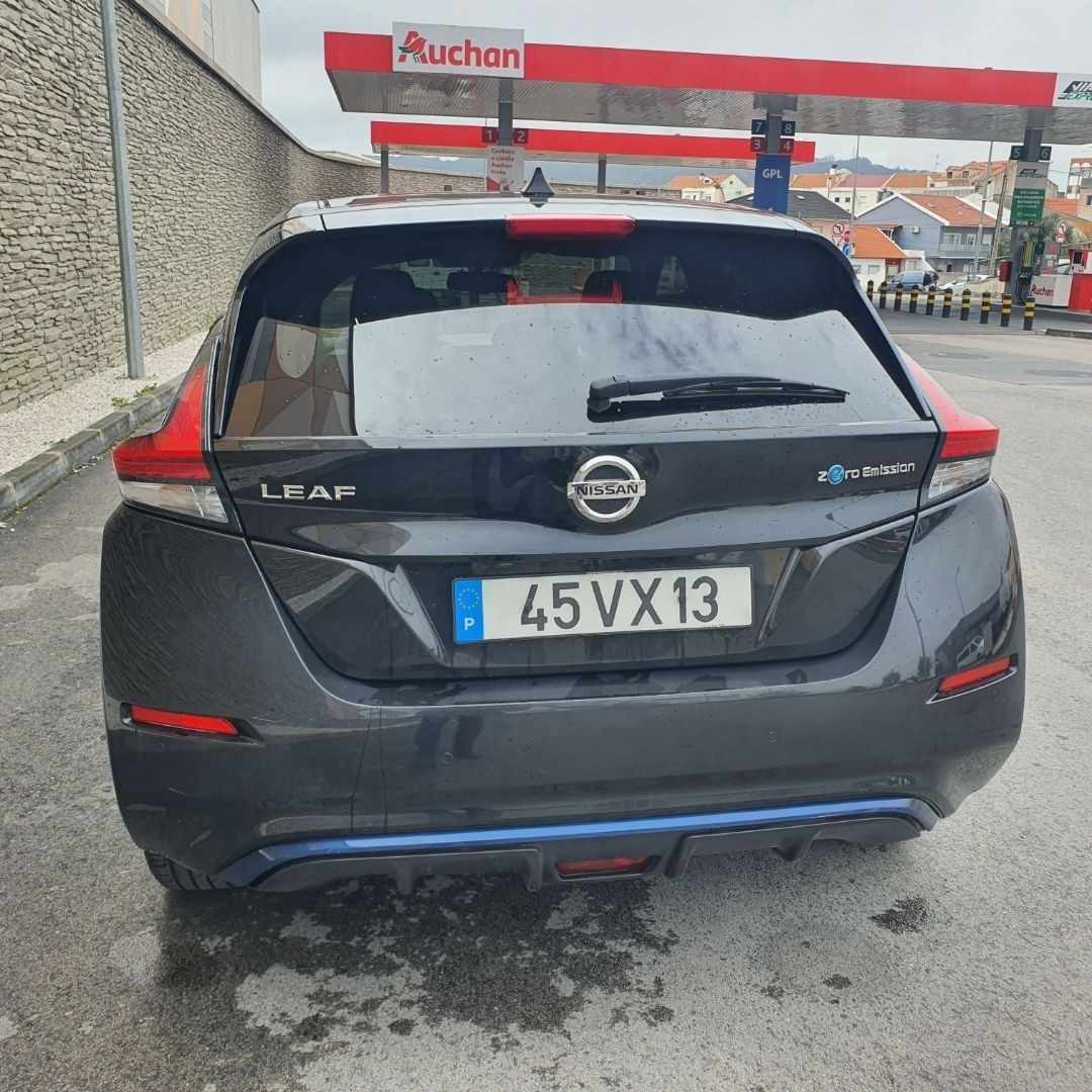nissan-leaf-2019-eletrico-1300cc
